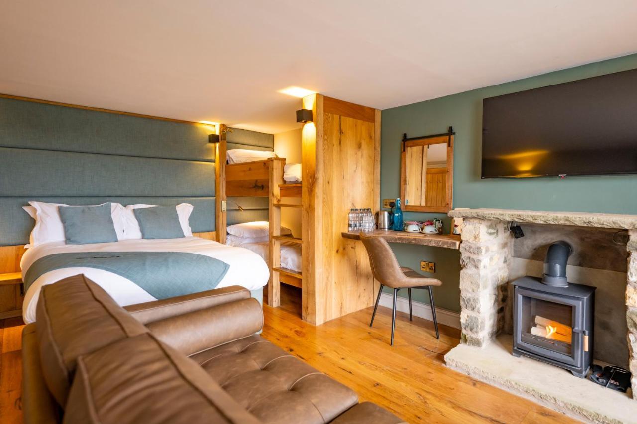 The Tan Hill Inn Keld Экстерьер фото