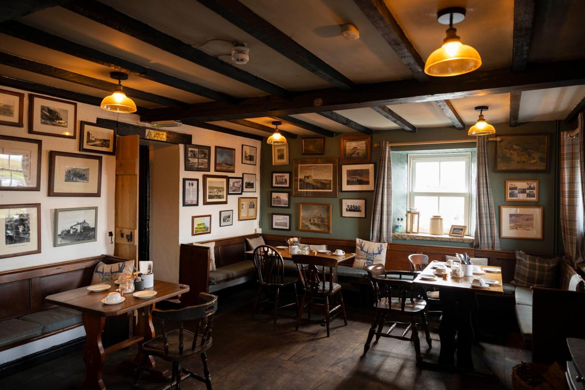 The Tan Hill Inn Keld Экстерьер фото